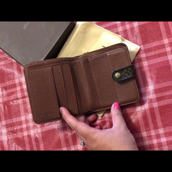 Vintage LV wallet - Picture 3 of 9